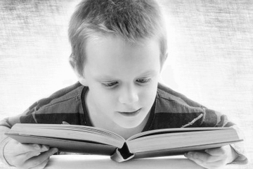 2025年煜字取名男孩