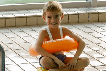 2025年男孩缺土缺金取名