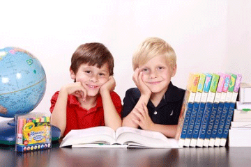 2025年缺金缺木男孩取名